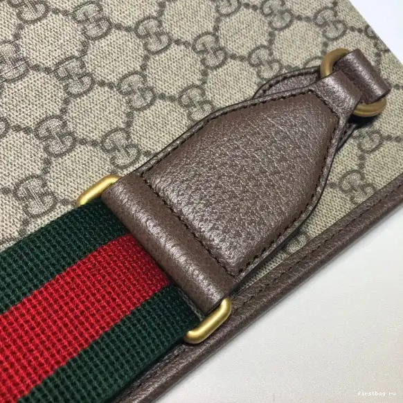 First bag ru GUCCI Neo GG Vintage medium messenger 0514